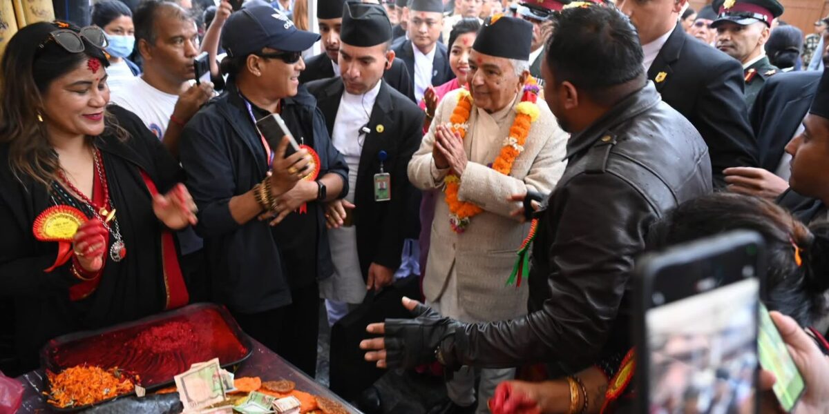 मुलुकका उच्च पदस्थ व्यक्ती बसन्तपुरमा