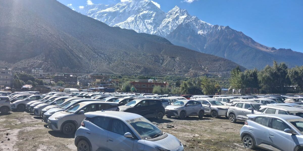 कोरलानाका हुँदै भित्रिएका गाडी गन्तव्यमा पुर्‍याउन सकस